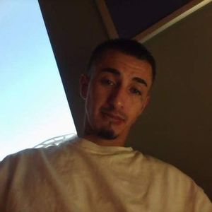 Meet your Posher, Dennis